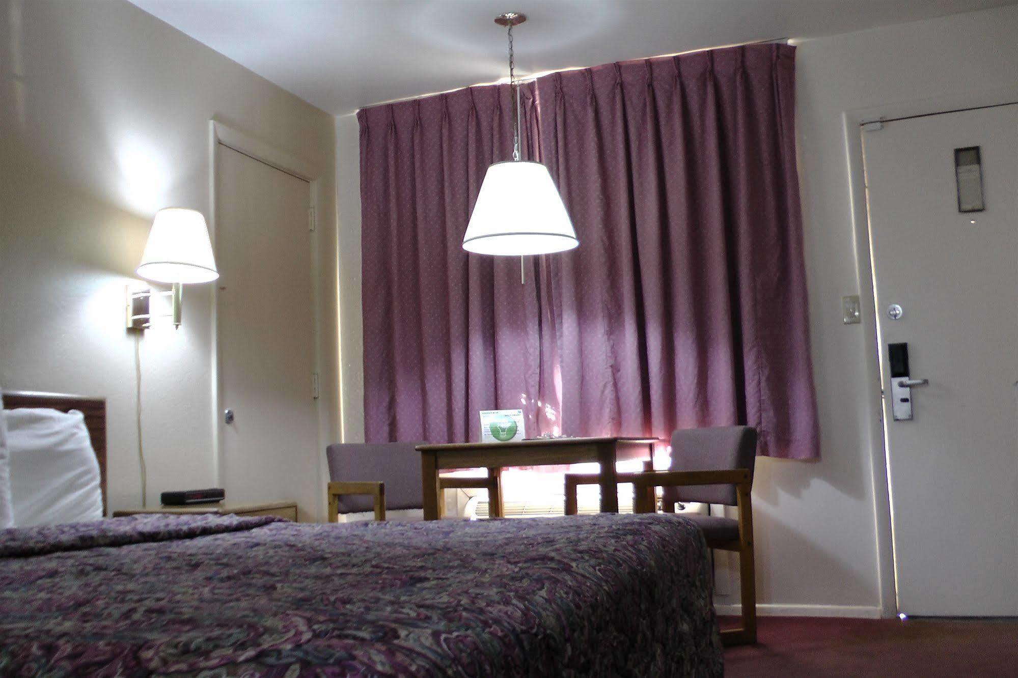 Oyo Hotel Richfield Ut I-70 Экстерьер фото